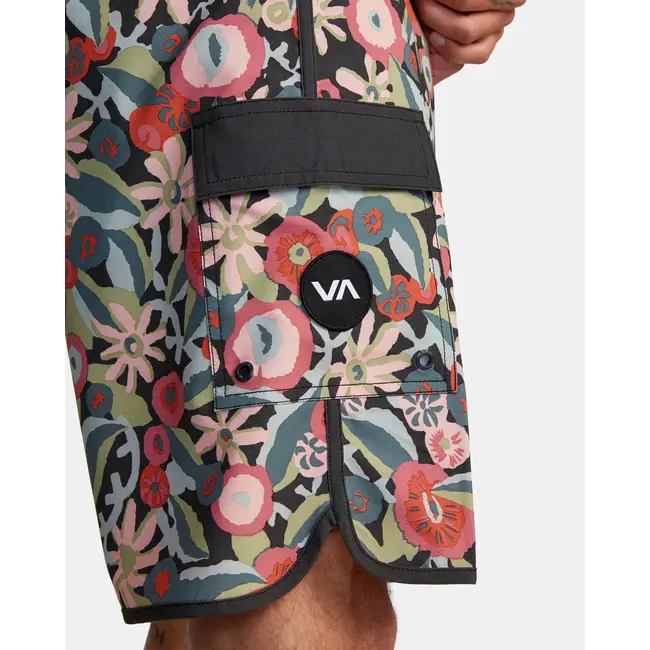 RVCA Men's Eastern 18" Boardshort | Multi Black
