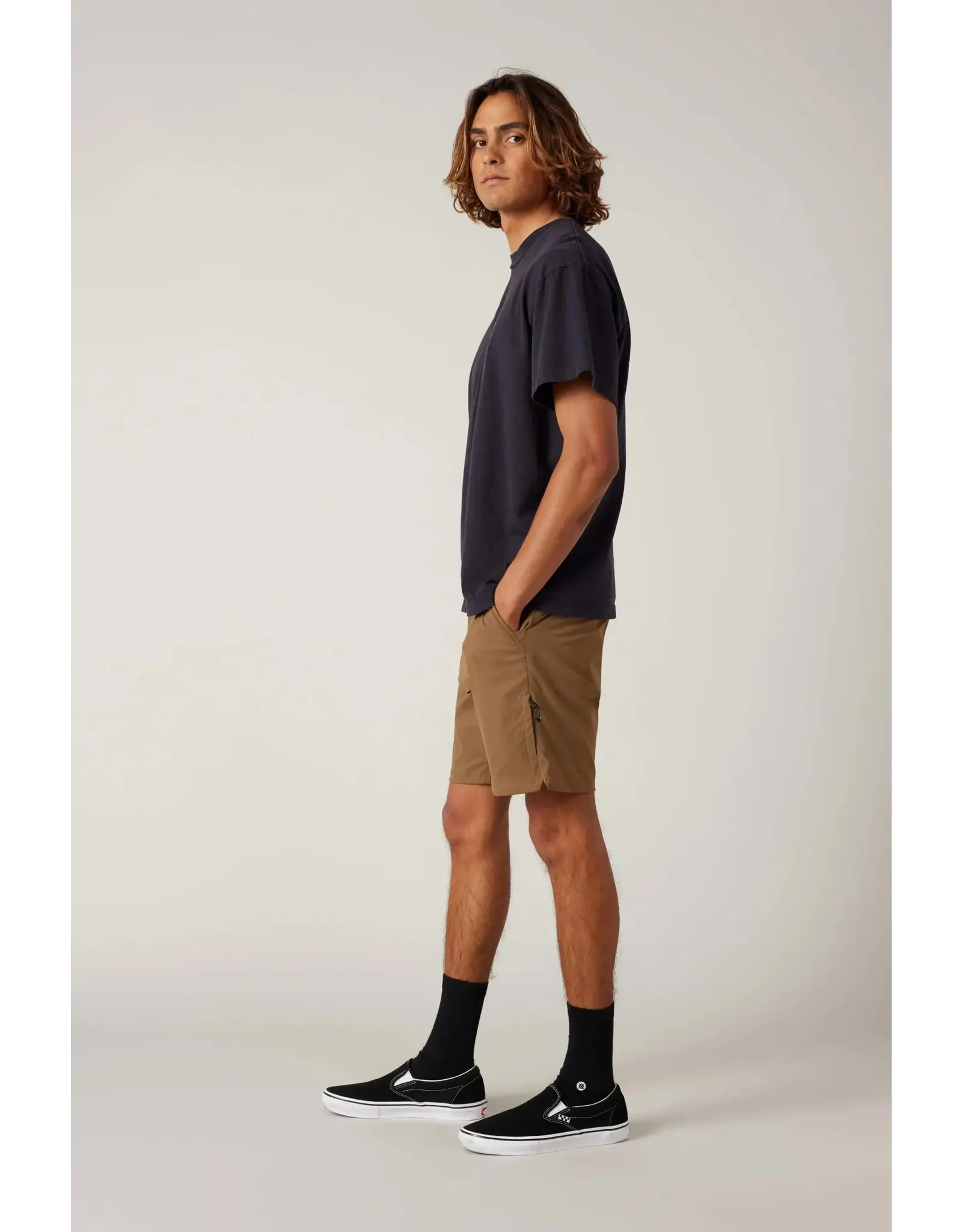 686 Everywhere Featherlight Chino Short