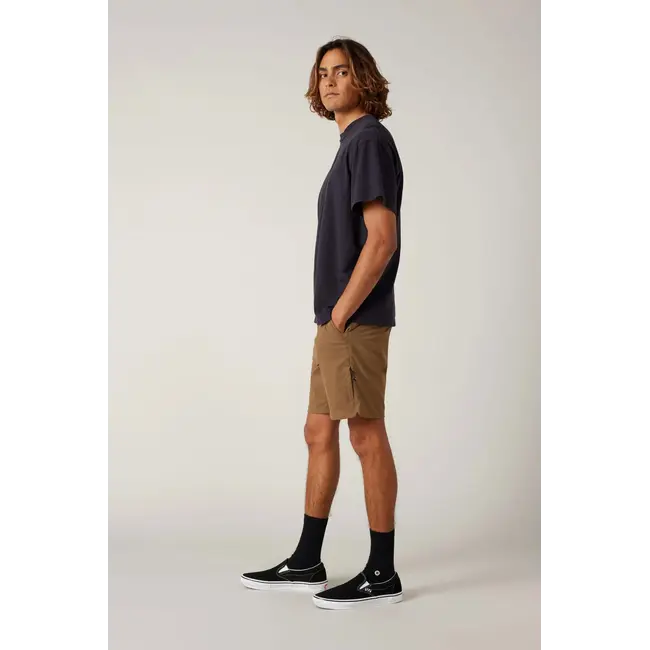 686 Everywhere Featherlight Chino Short