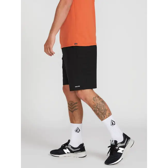 Volcom Men's Packasack Lite 19" Hybrid Short