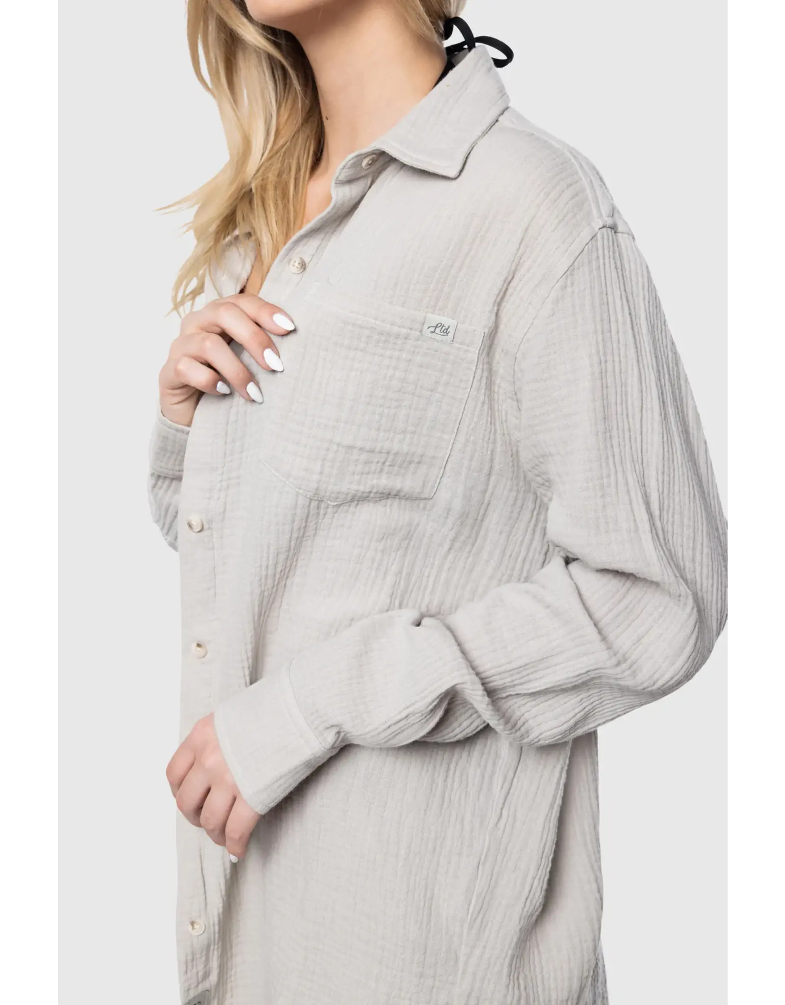 TEAMLTD Women's Boat Day Button Up Shirt