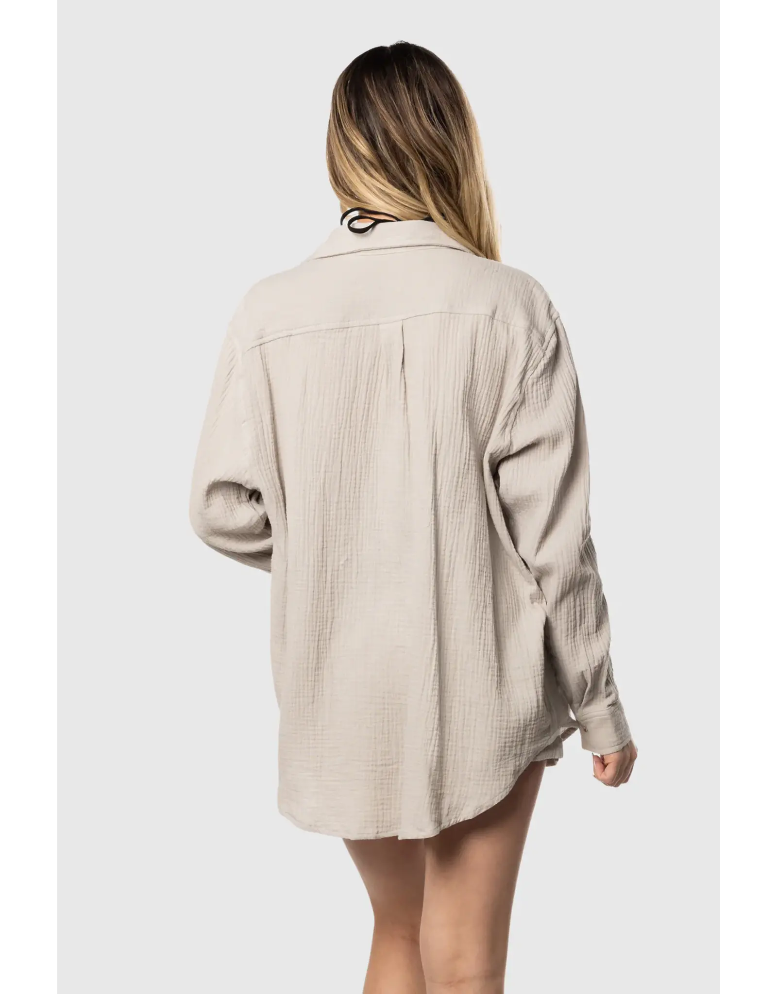 TEAMLTD Women's Boat Day Button Up Shirt