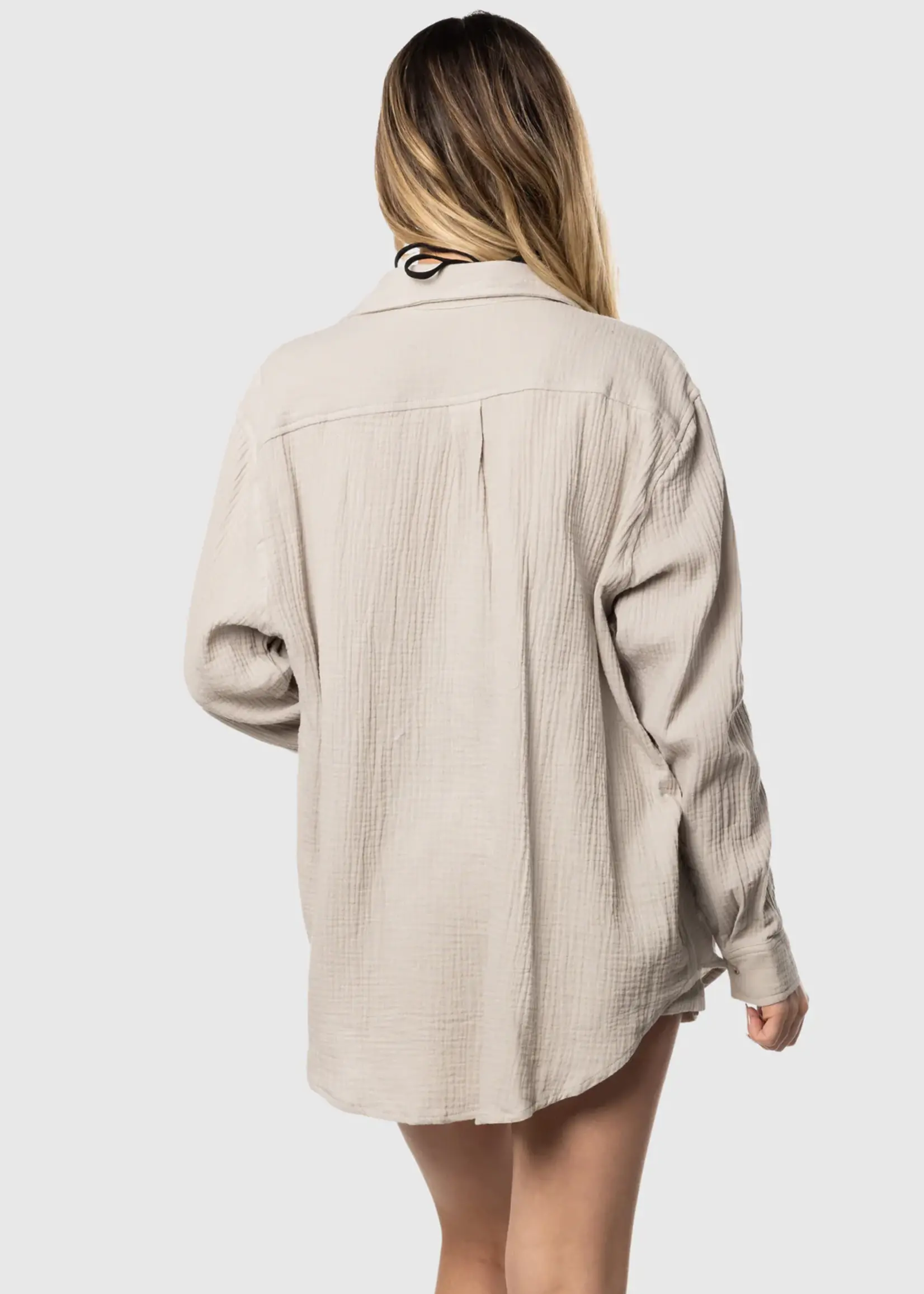 TEAMLTD Women's Boat Day Button Up Shirt