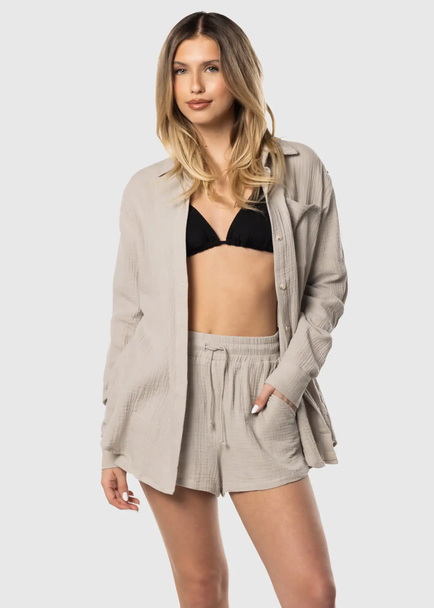 TEAMLTD Women's Boat Day Button Up Shirt