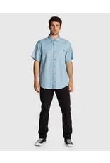 Billabong Men's All Day Short Sleeve Button up Shirt