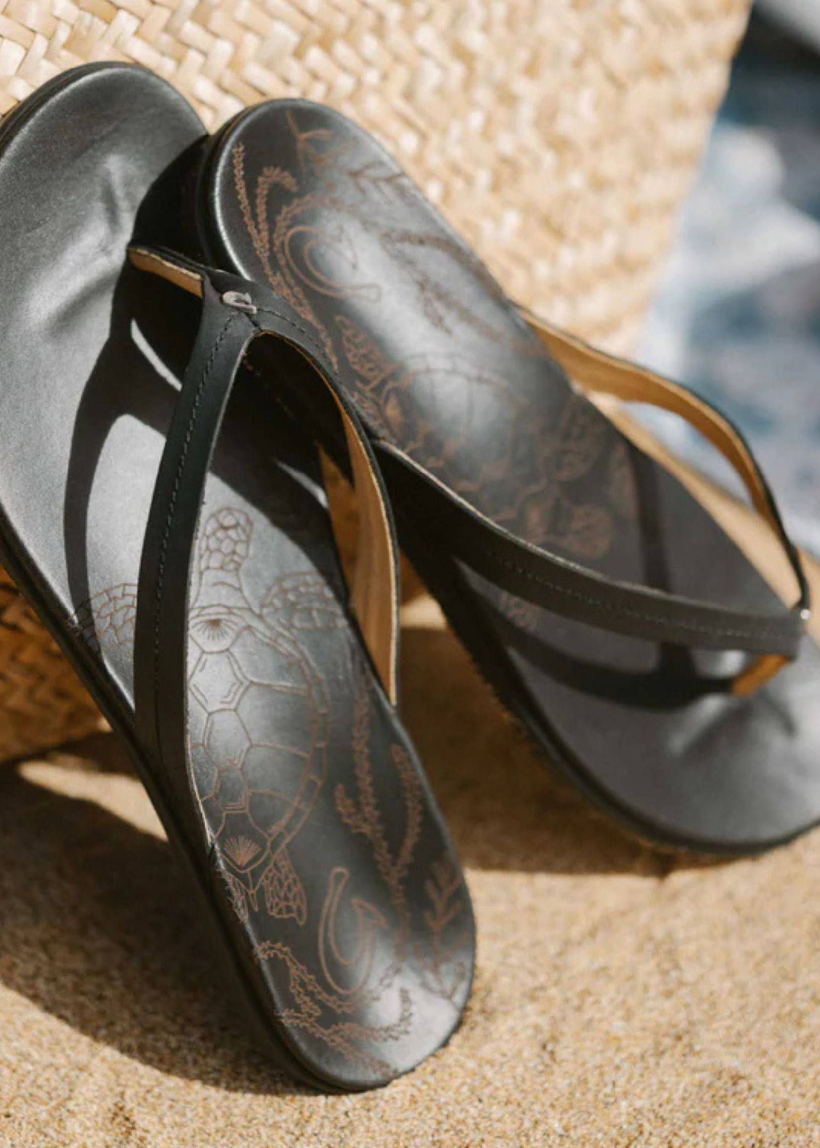 Olukai Women's Honu Leather Sandal