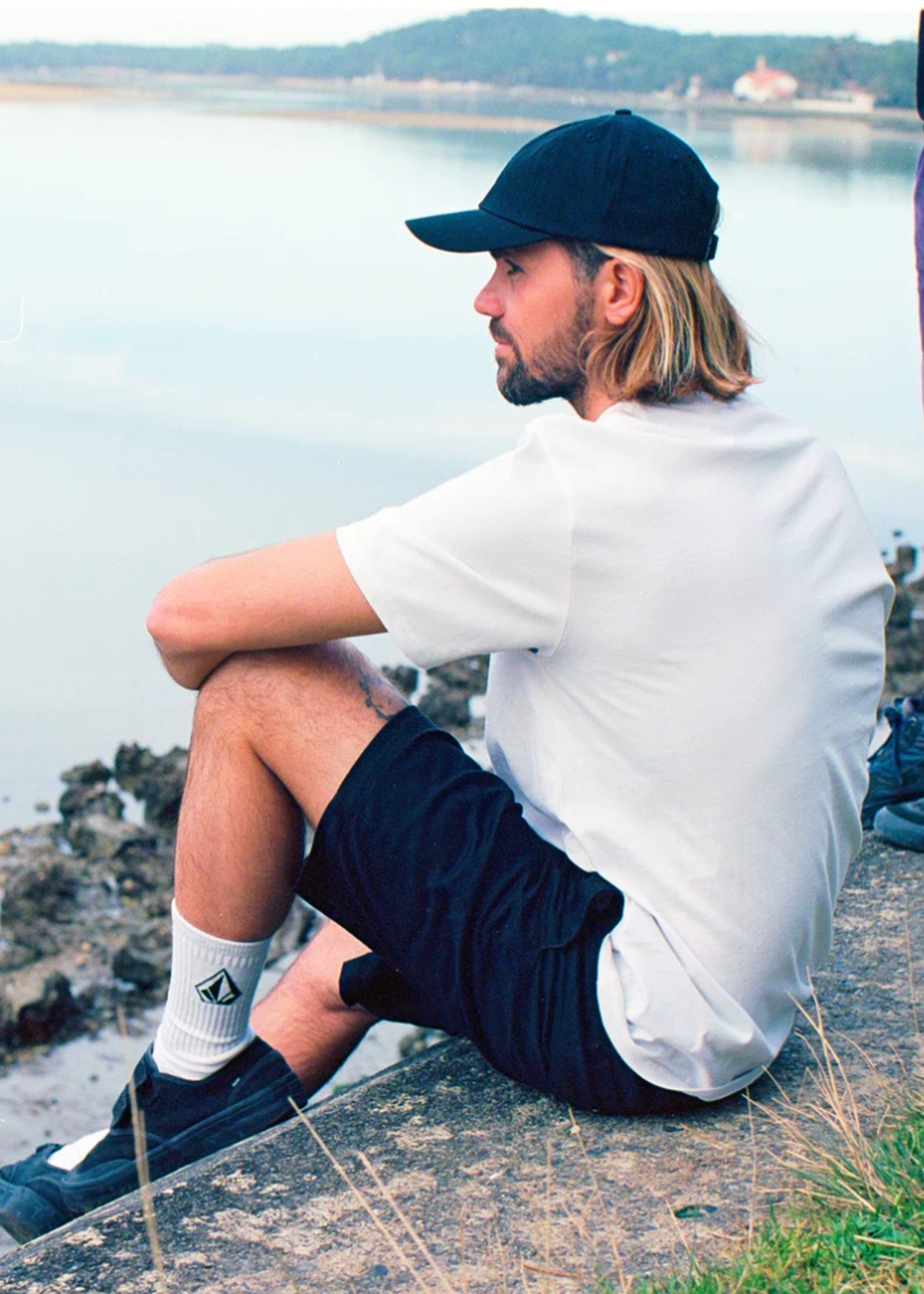 Volcom Men's Frickin Elastic waist Short 19" -  Black