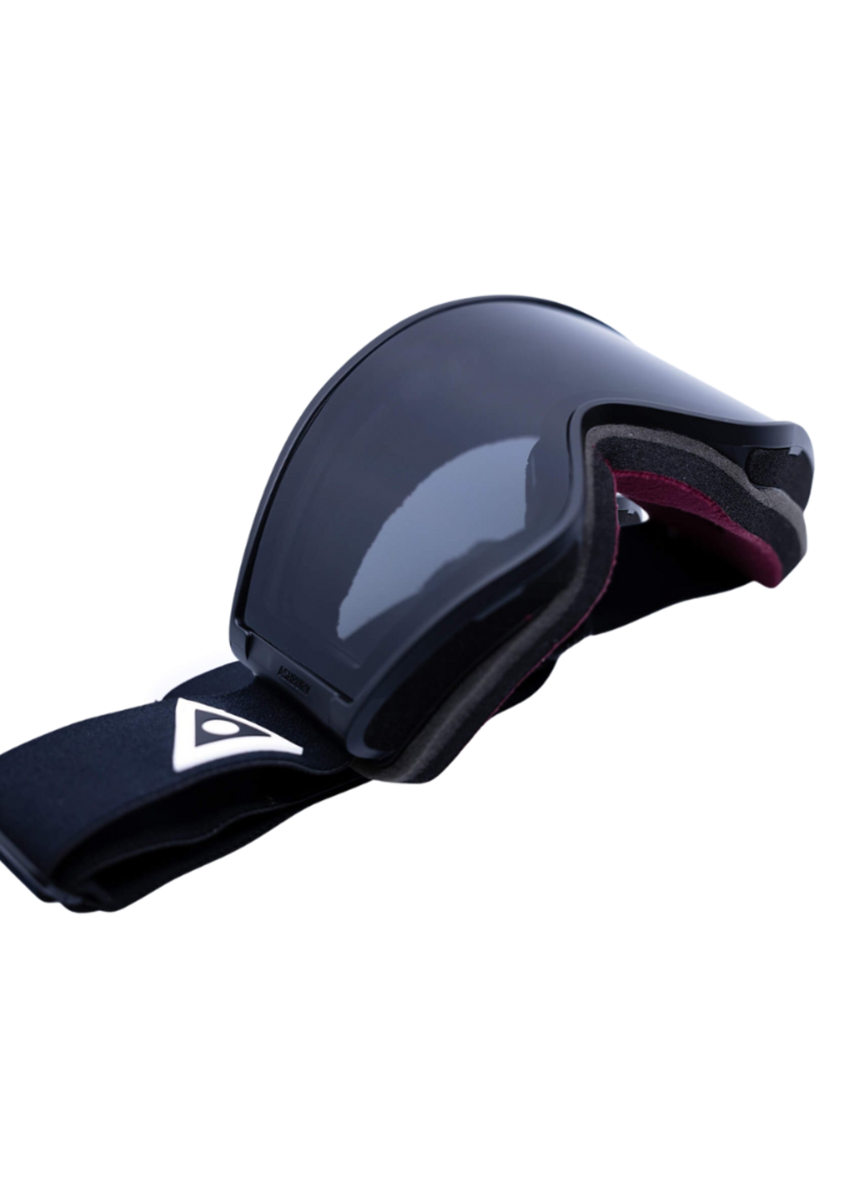 Ashbury A12 | Black Triangle (Low Bridge)