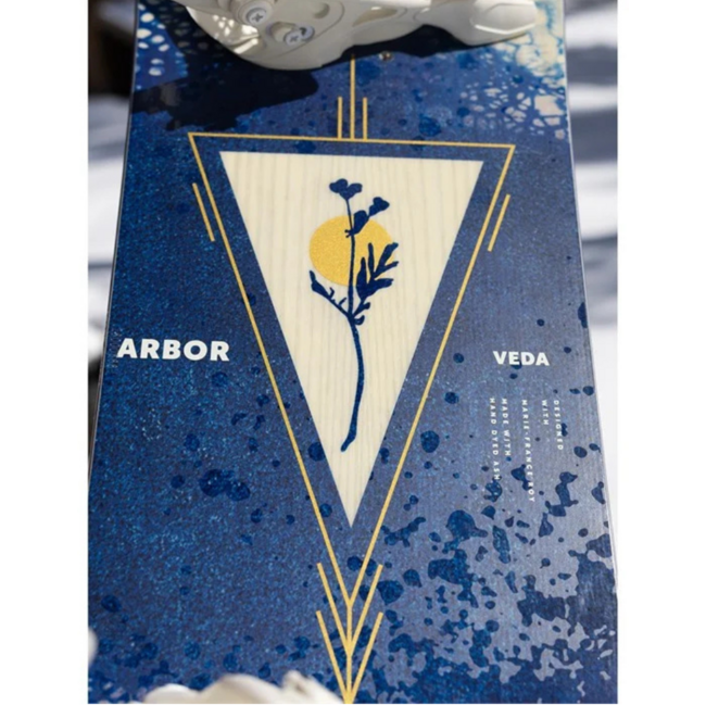 Arbor Women's Veda Snowboard | 145cm 2026