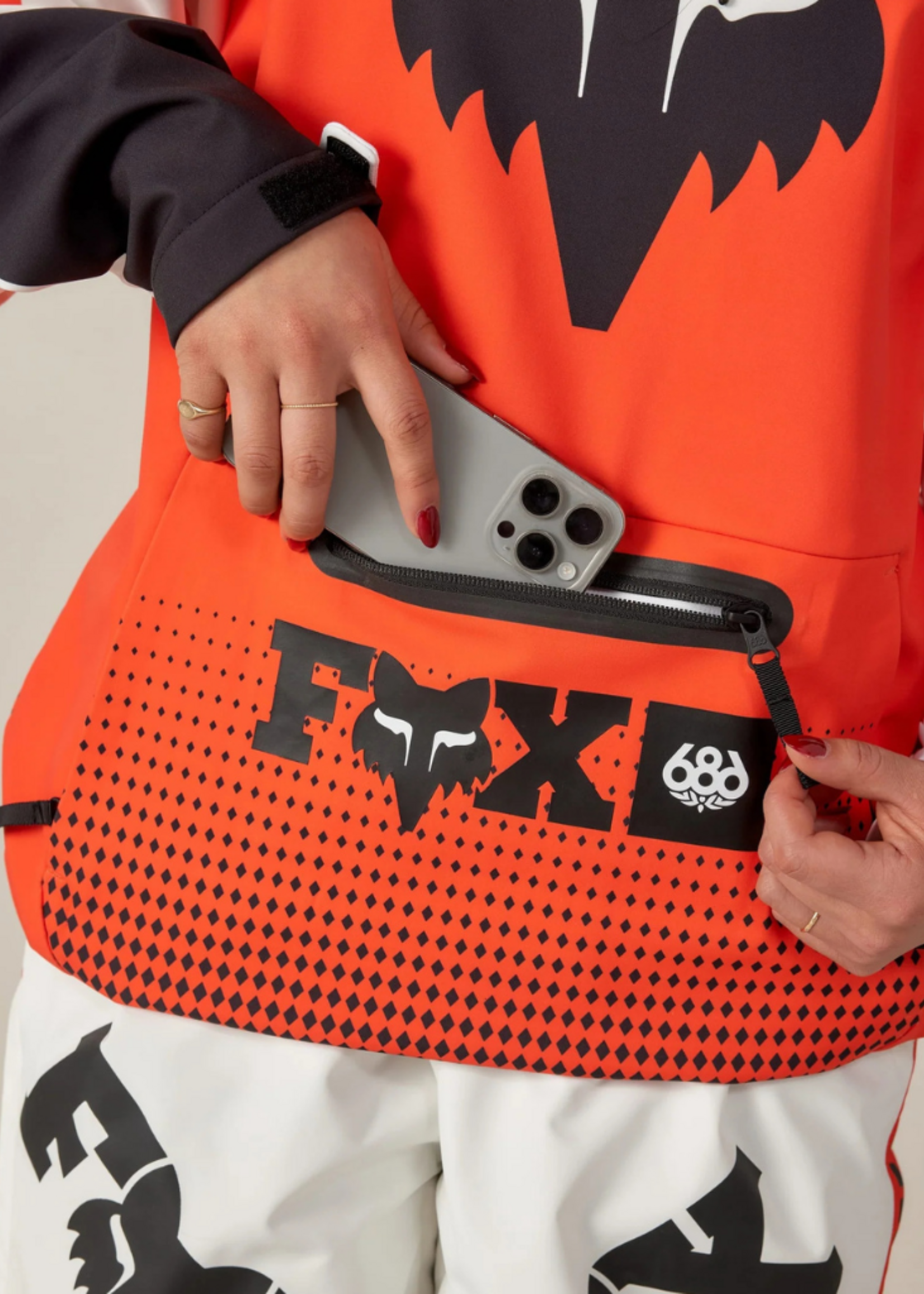 686 x Fox Racing Women's Waterproof Hoodie | Fox Flare Colorblock