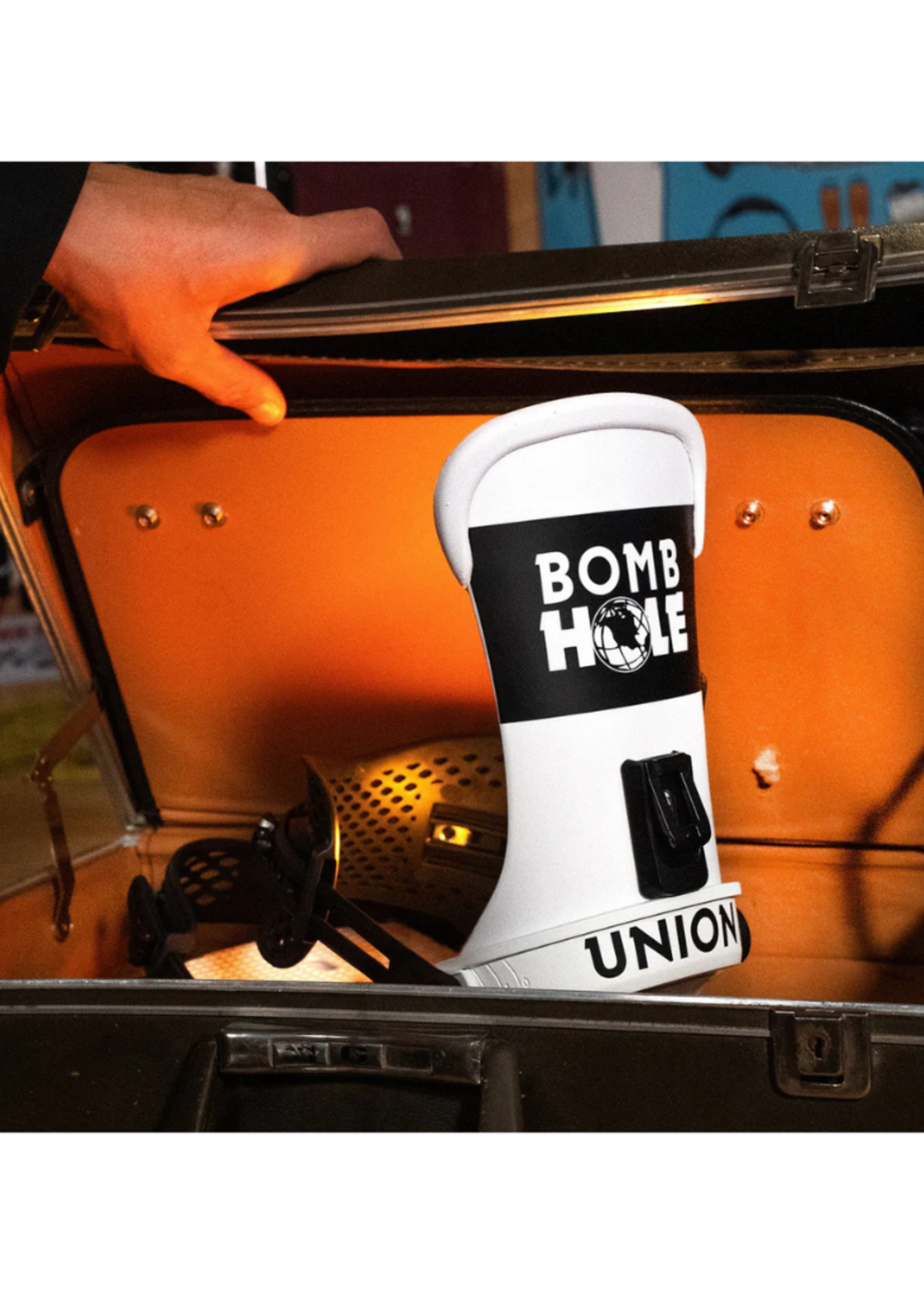 Union Force Classic Men's Snowboard Binding - Bomb Hole Limited Edition