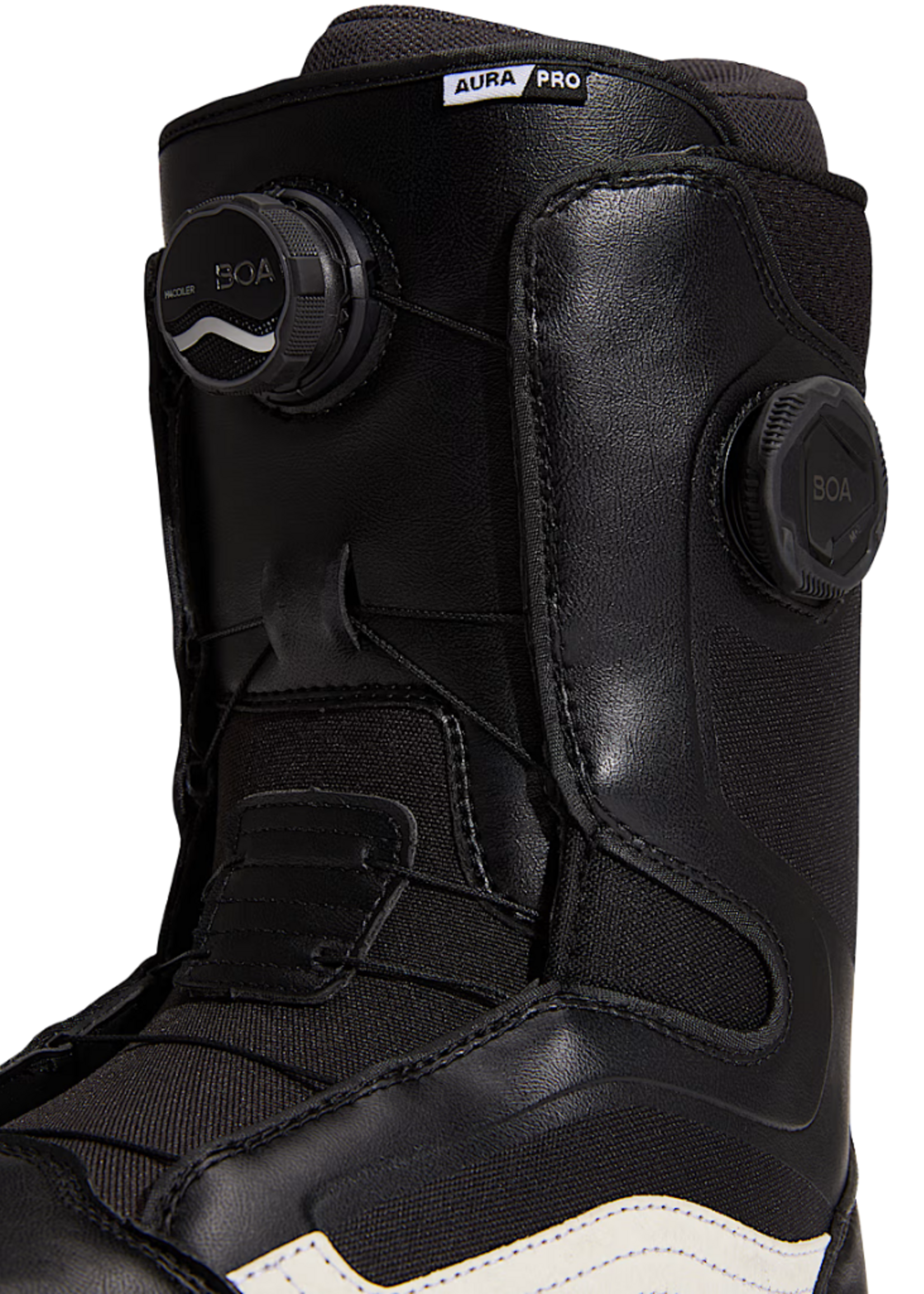 Vans Aura Pro | Black / White