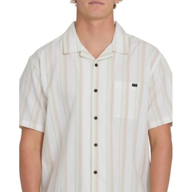 Billabong Victoria Vacay Woven Short Sleeve
