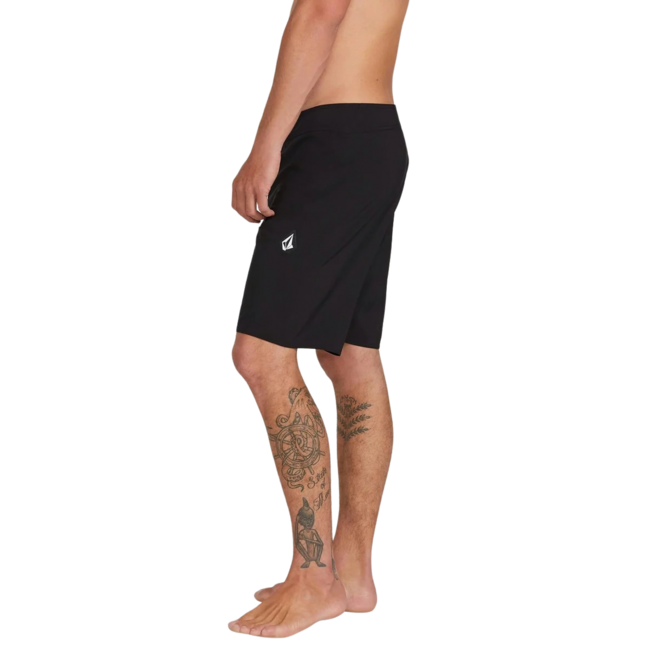 Volcom Men's Lido Solid Mod 20" Boardshort | Black