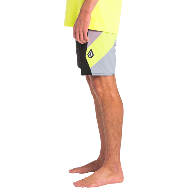 Volcom Men's Redeemer Liberators 18" Boardshort | Black