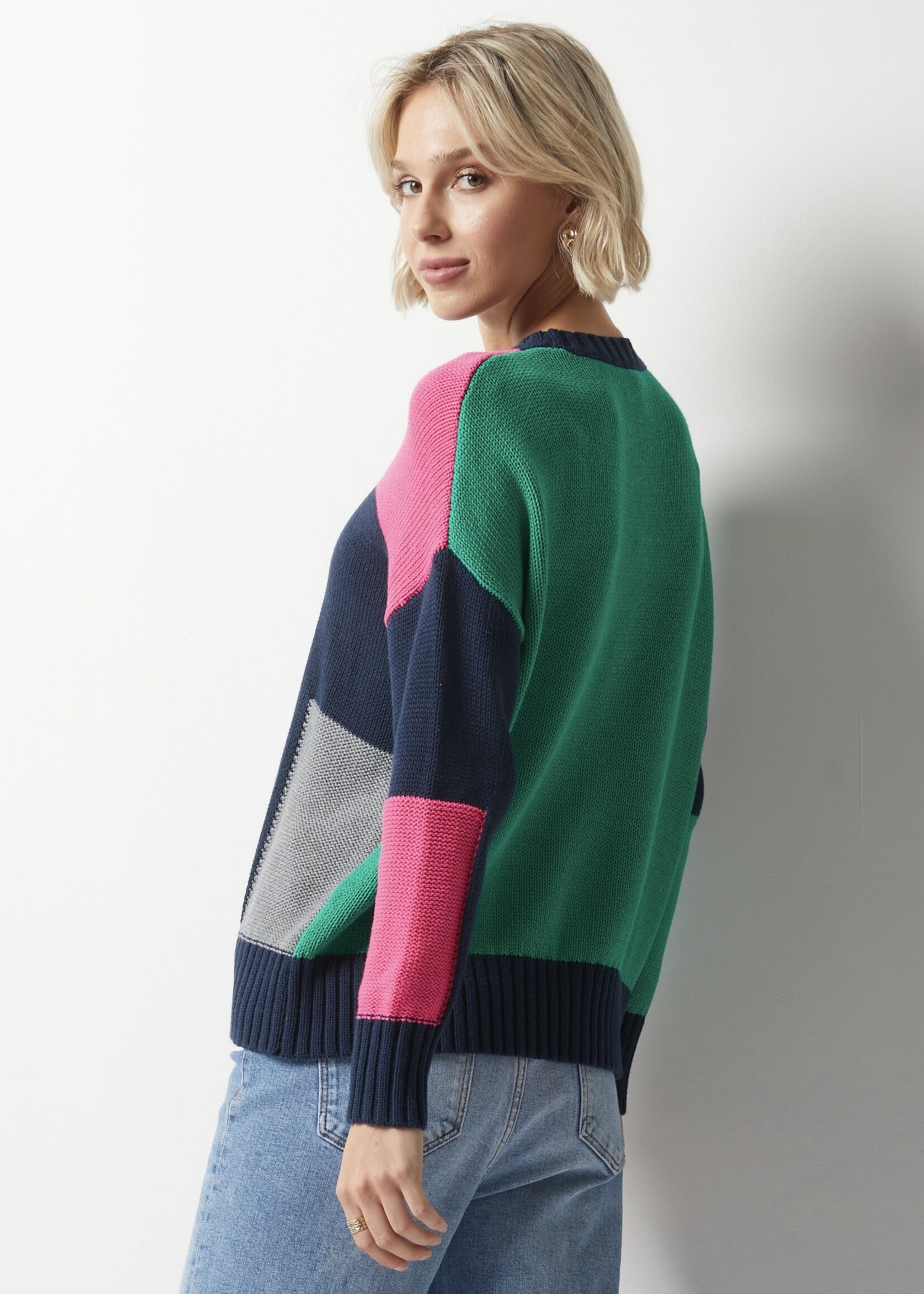 6324 Intarsia Trim Sweater