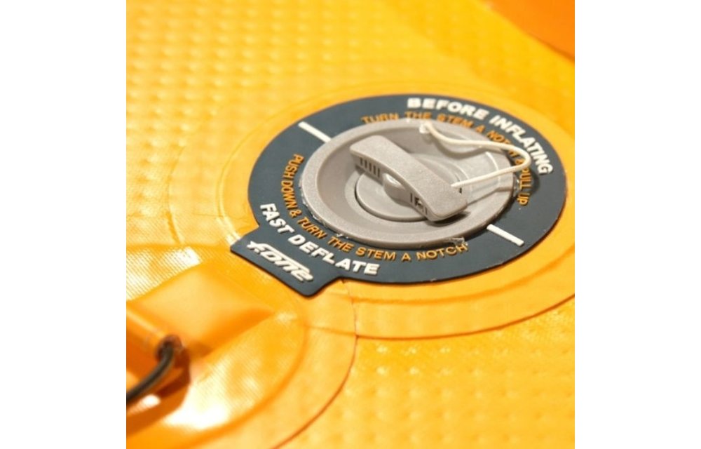 F-ONE / INFLATABLE BOARD - ROCKET AIR