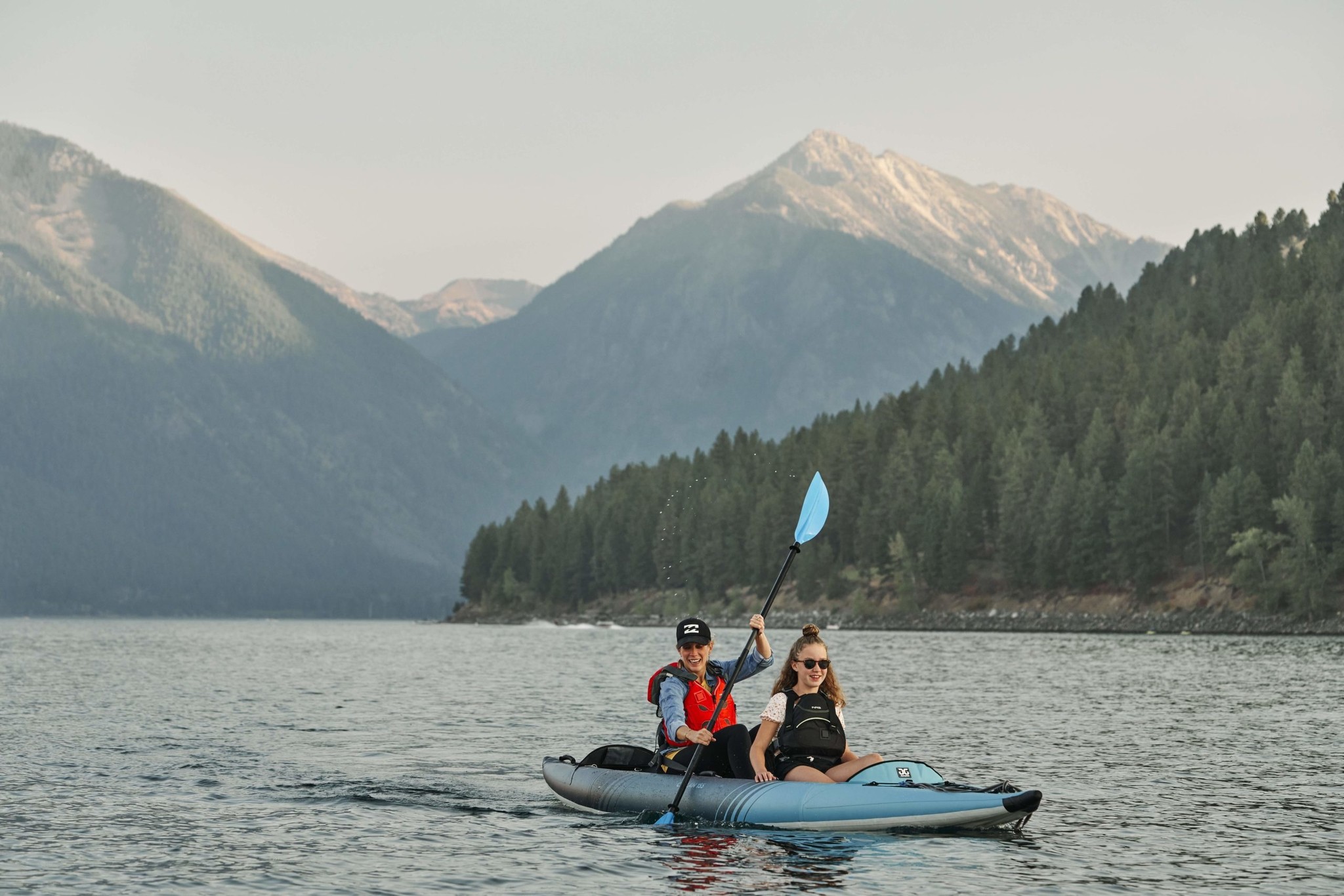 Aquaglide Chelan 155 Kayak gonflable robuste pour 1 à 3 passagers