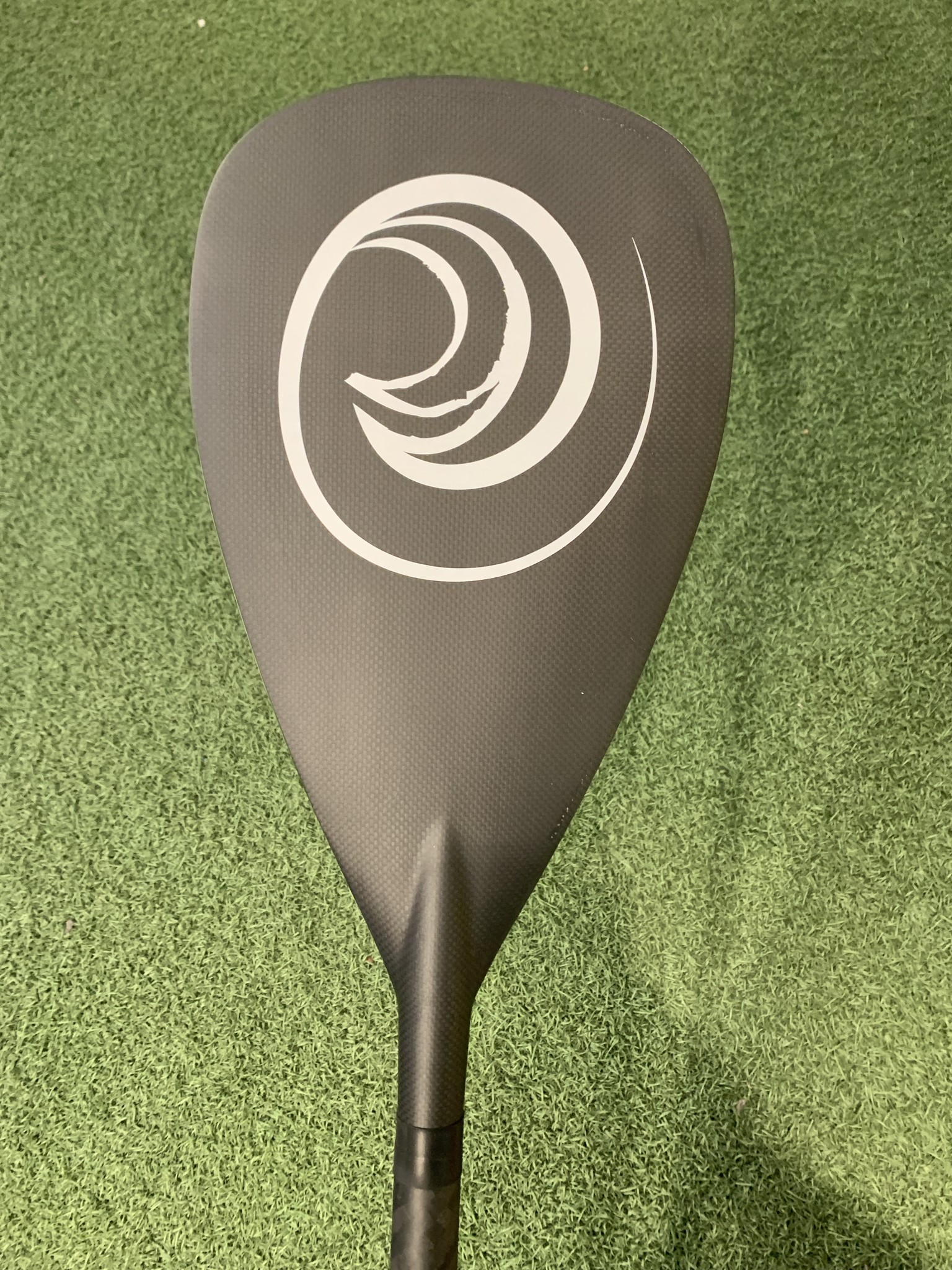 MAUI / FULL CARBON / FIX (008)