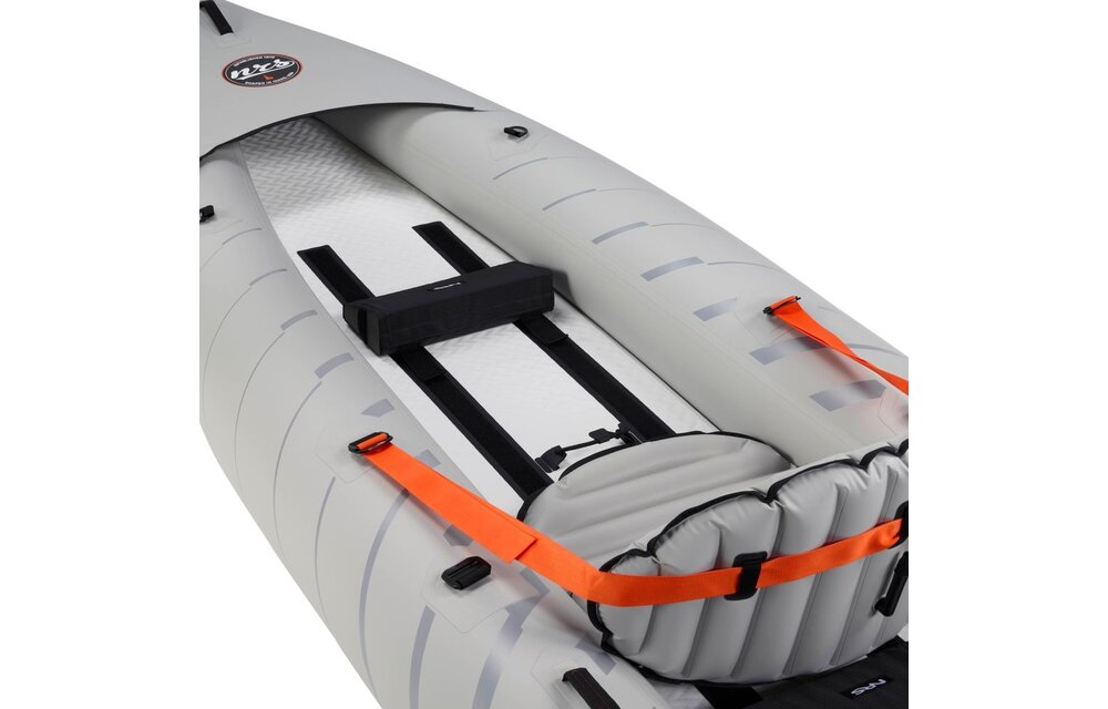 NRS / KAYAK  AKAMAI 145