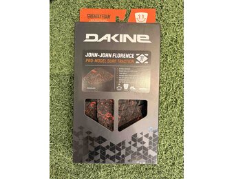 DAKINE / JOHN JOHN FLORENCE PRO SURF TRACTION PAD / RED-BLACK / OS