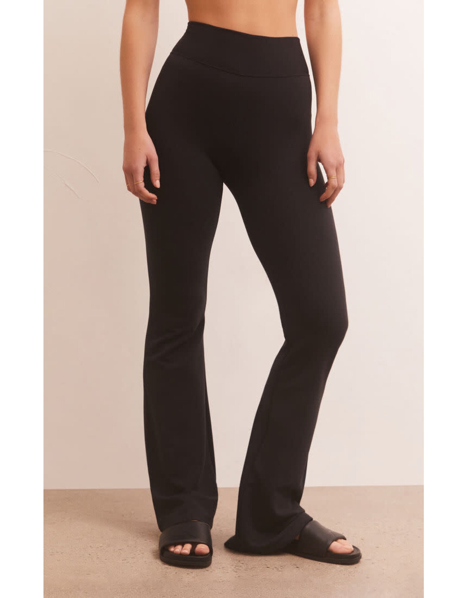 Z supply ZS Everyday Flare Pant