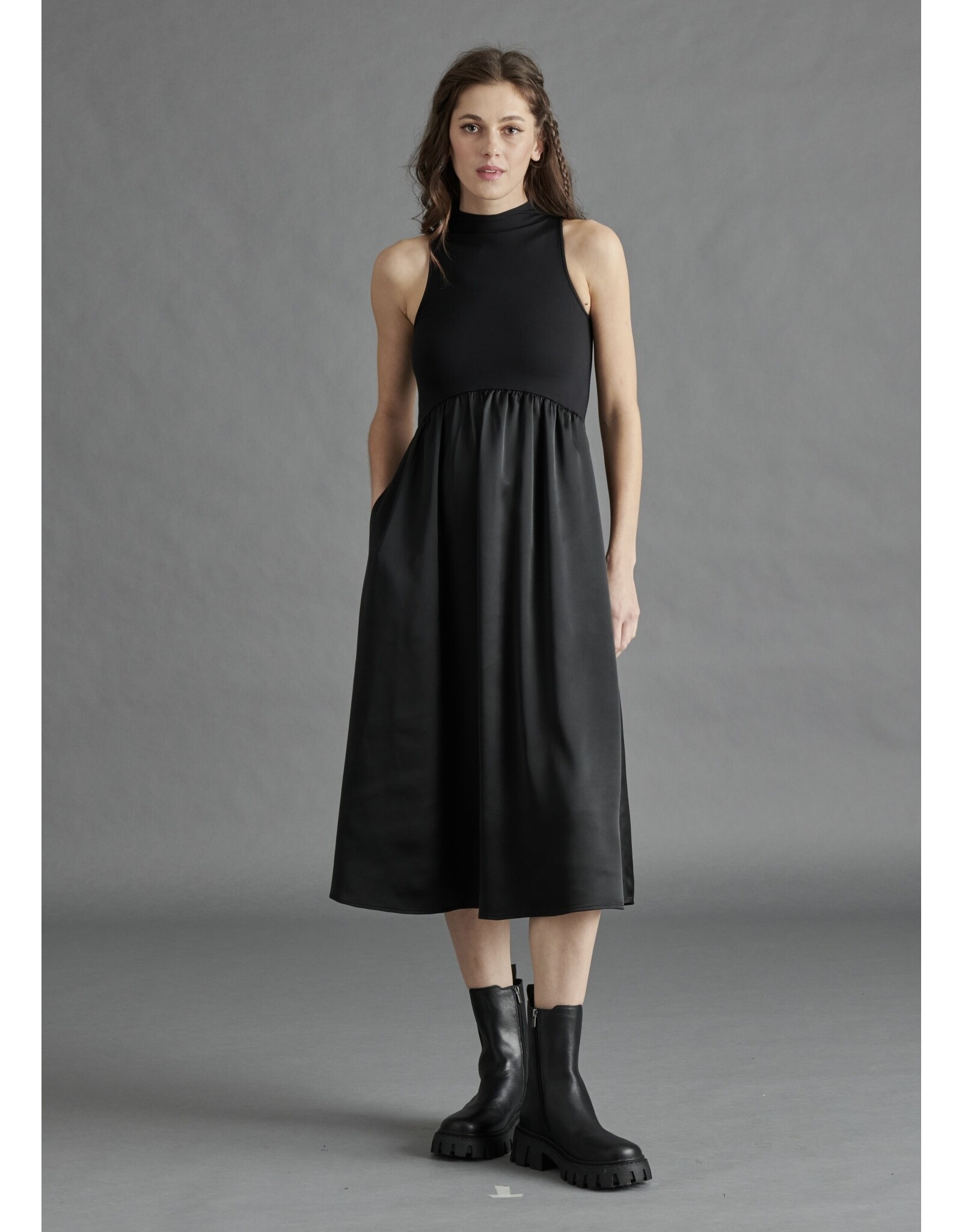SM Aradia Dress