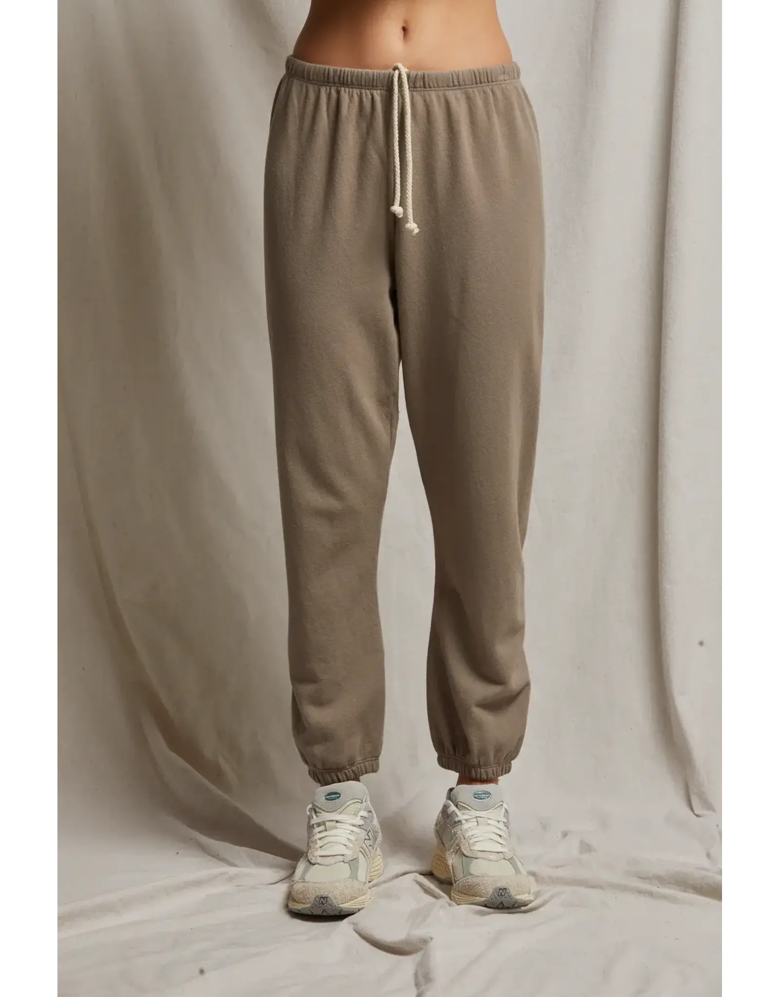PeRFECT WHITE TEE PWT Johnny FT Swtpant (NEW)