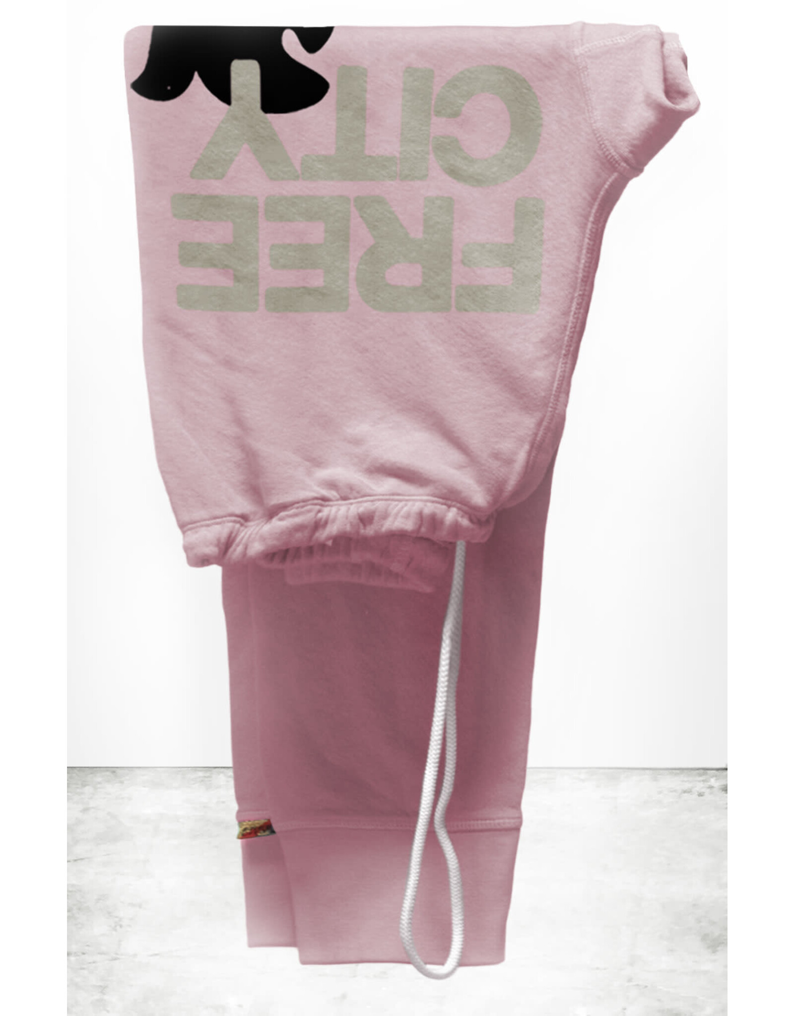 Free City FC Large 3/4 Sweatpants