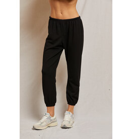 PeRFECT WHITE TEE PWT Leah Jogger