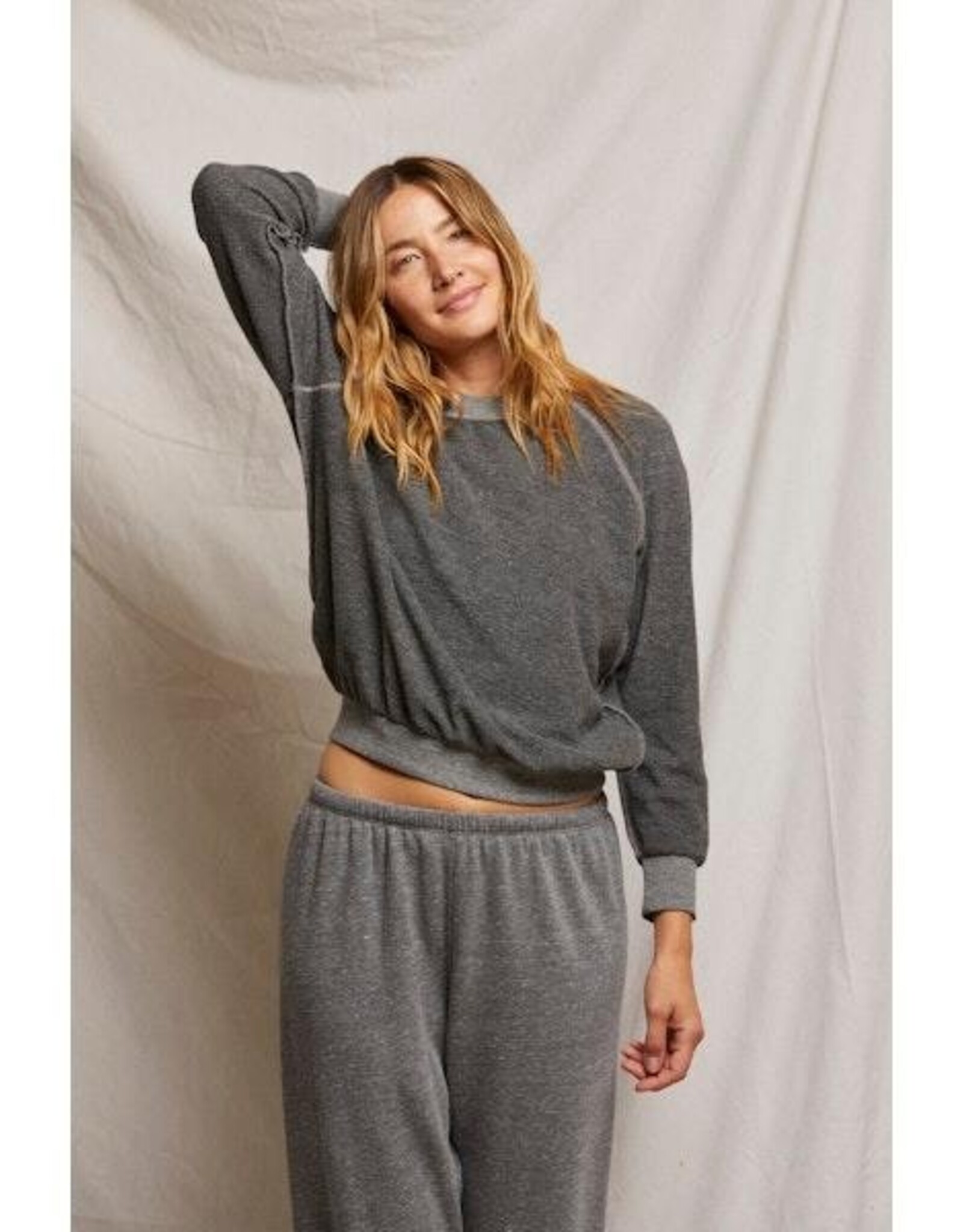 PeRFECT WHITE TEE PWT Ziggy Crew Sweatshirt