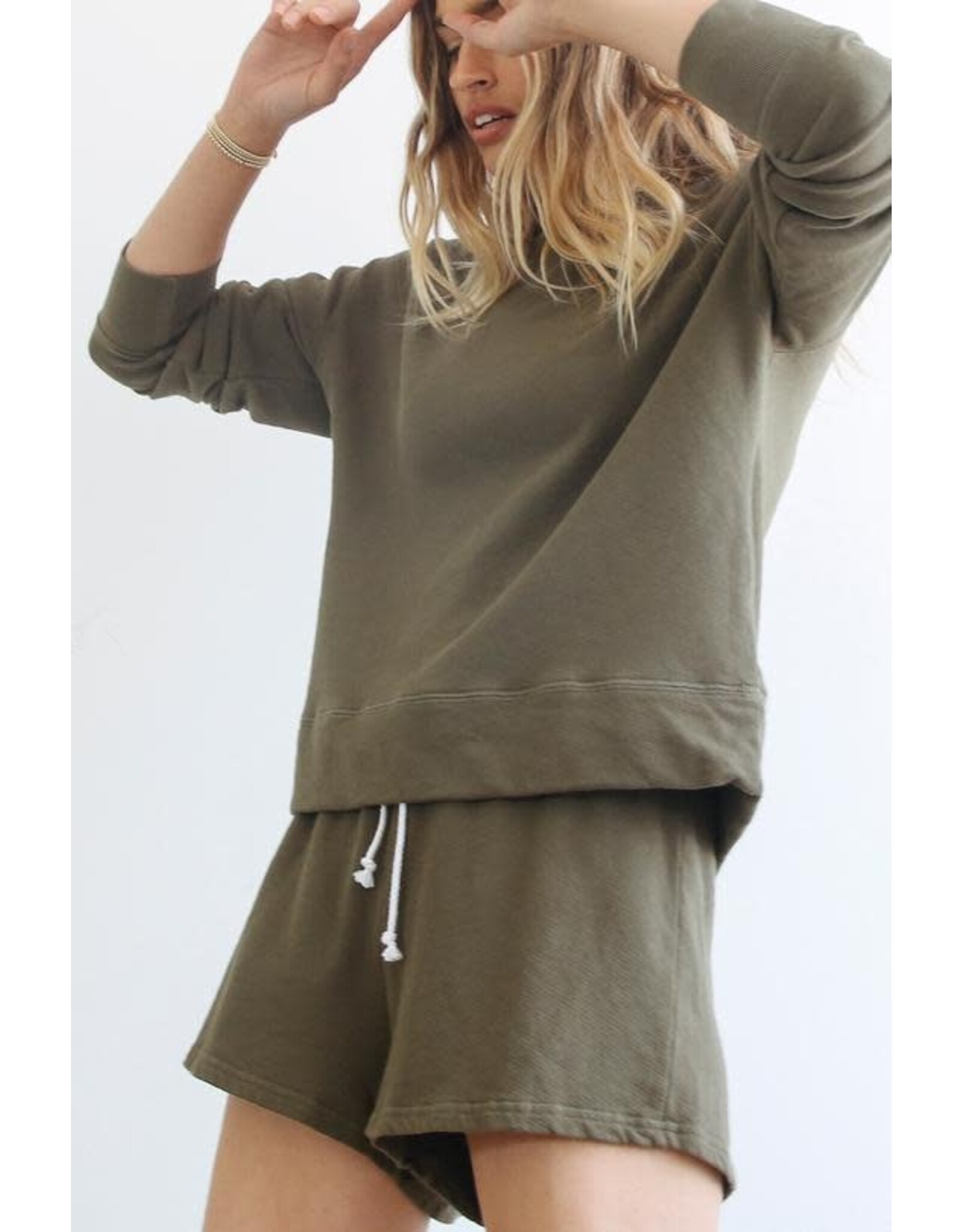 PeRFECT WHITE TEE PWT sweat shorts