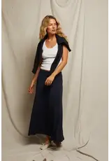 PeRFECT WHITE TEE PWT Liza Skirt