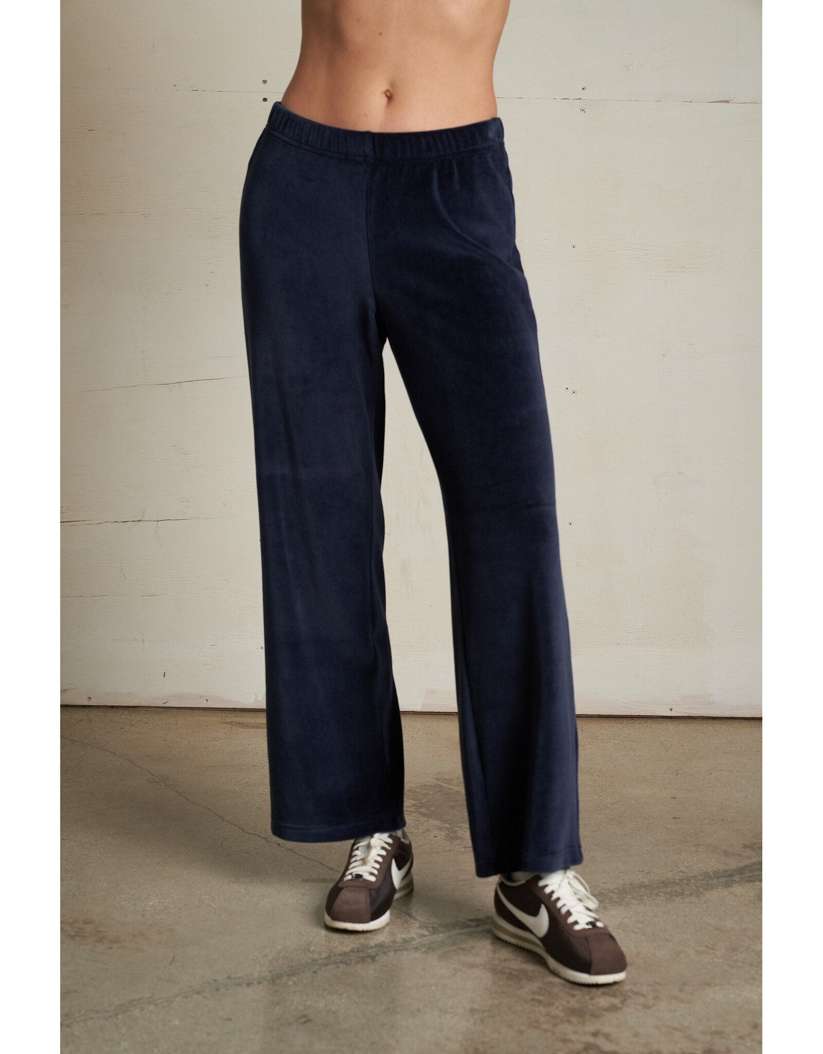 PeRFECT WHITE TEE PWT Alex Velour Pant