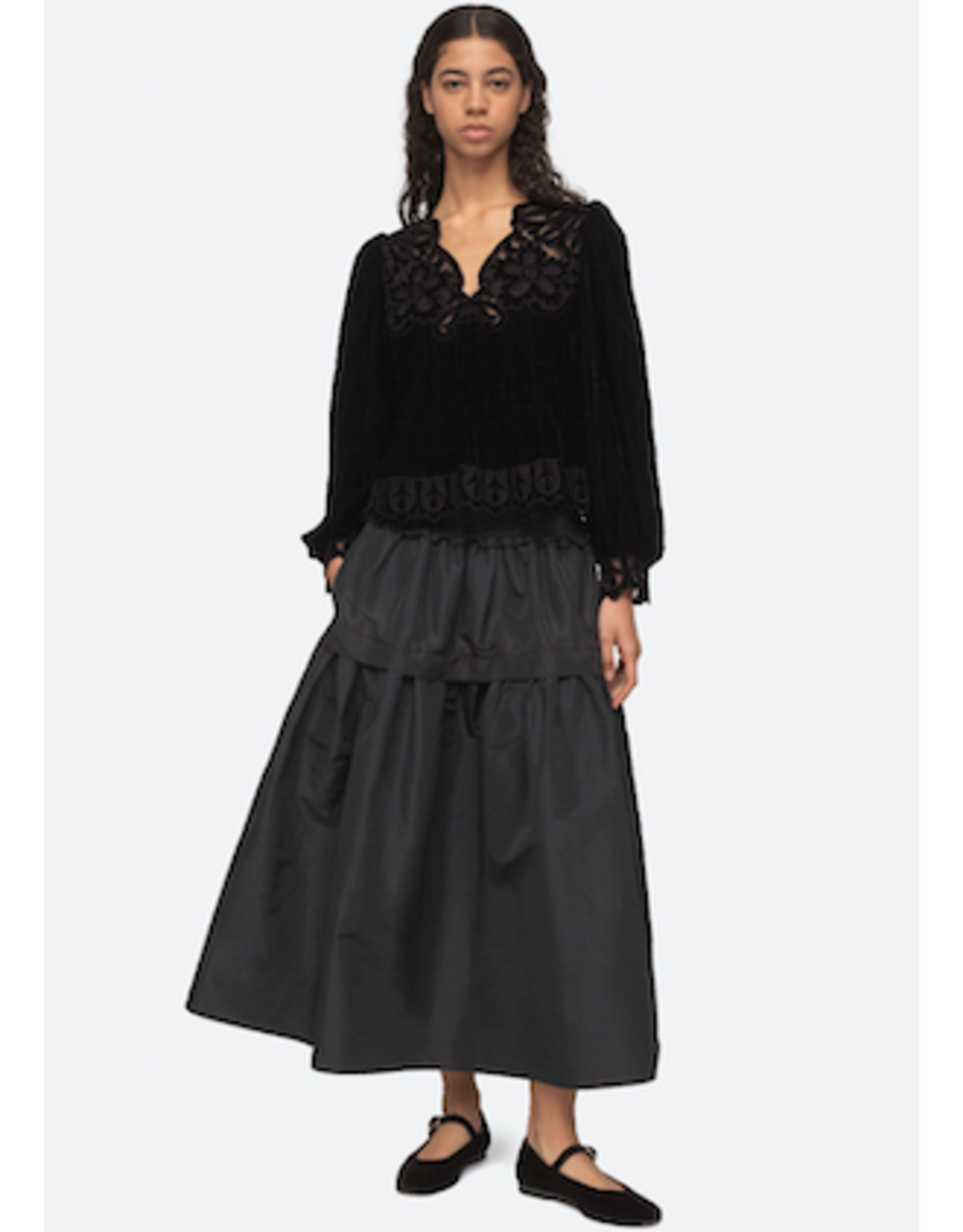 Sea DANA EMBROIDERY VELVET L/SLV TOP (D1)