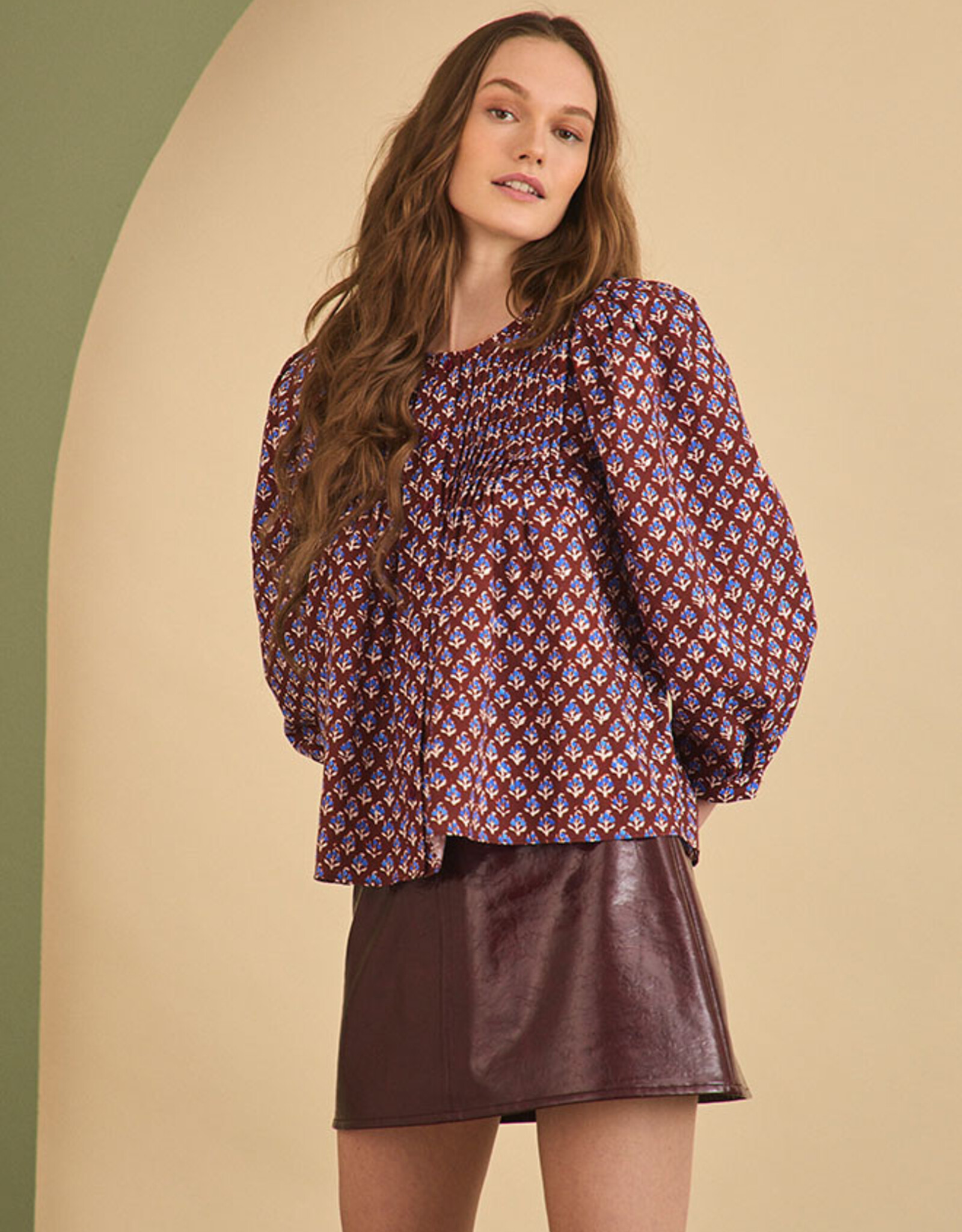 Hunter Bell New York DAPHNE