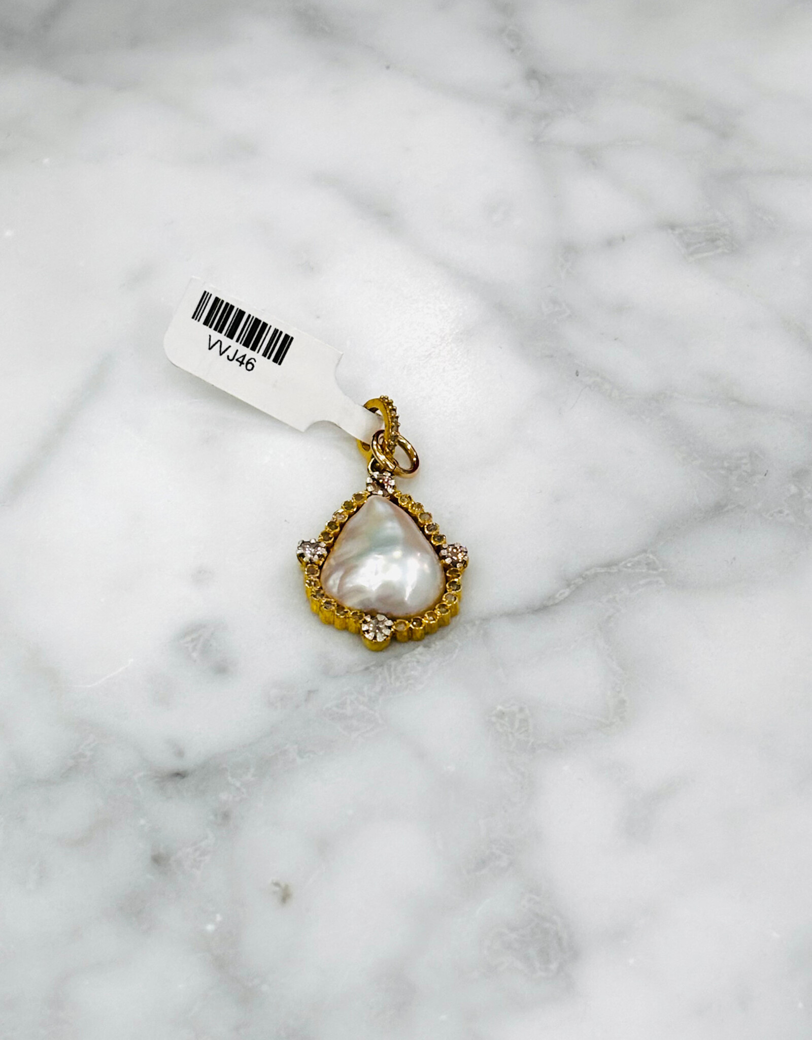 Sennod Jewelry Design VVJ46 Mabe Pearl & Diamond - Gold