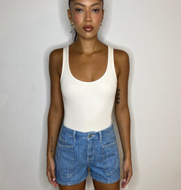 L'AGENCE Kyra H/R Short