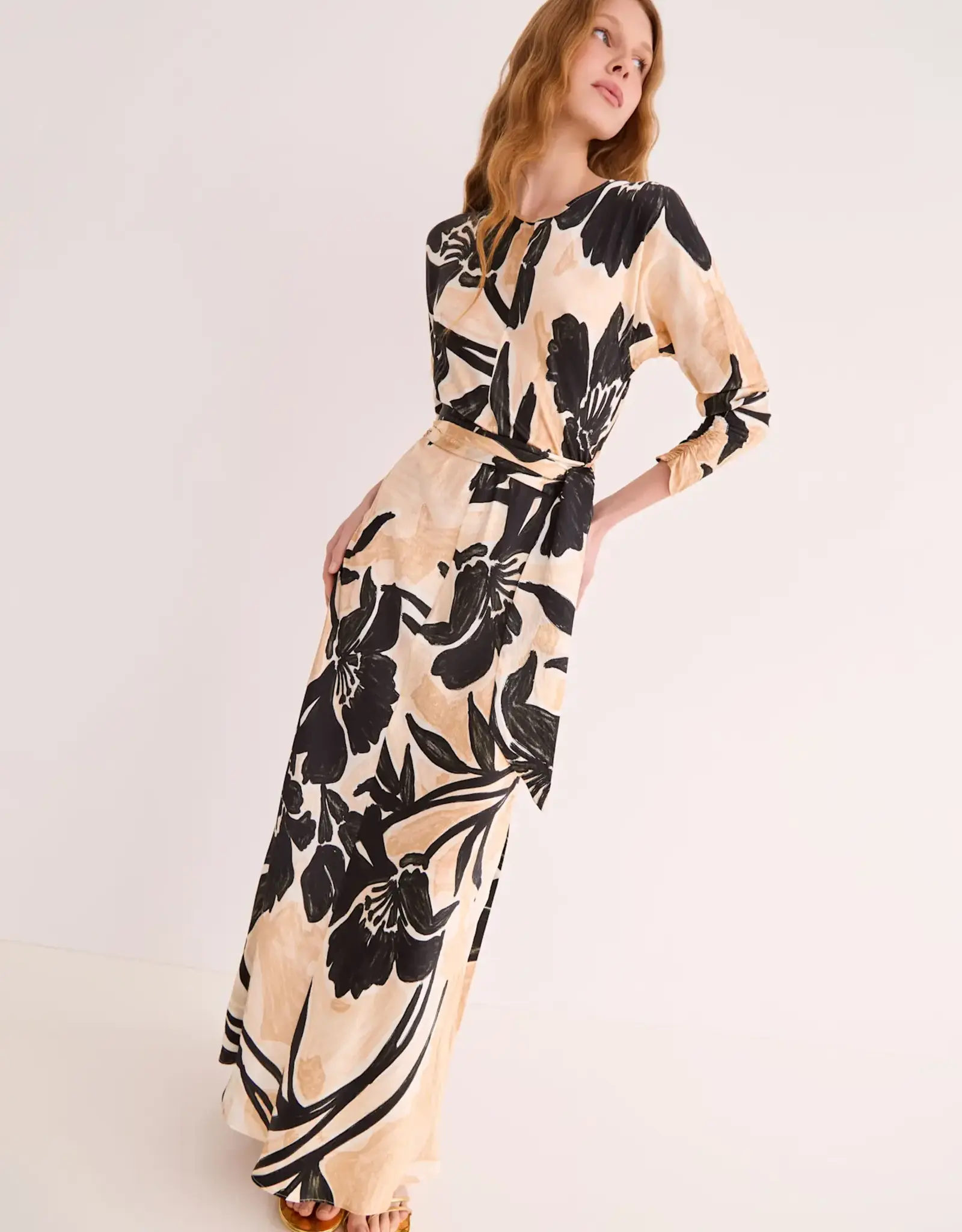 Cara Cara Montgomery Midi Dress
