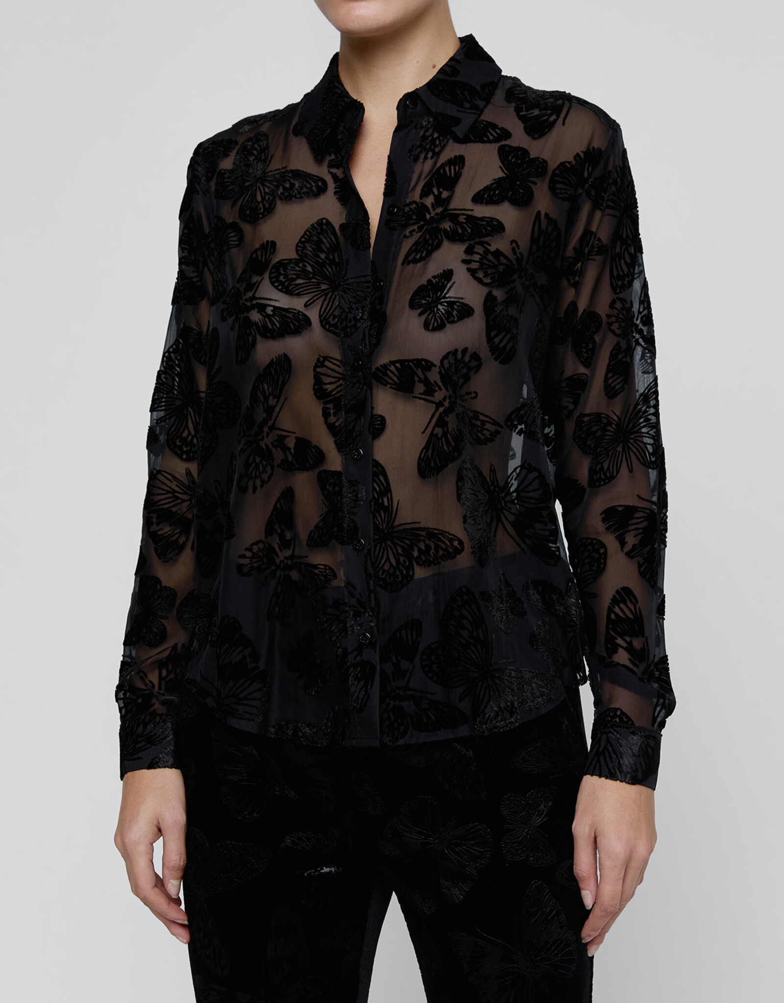 L'AGENCE LAURENT BTN UP BLOUSE