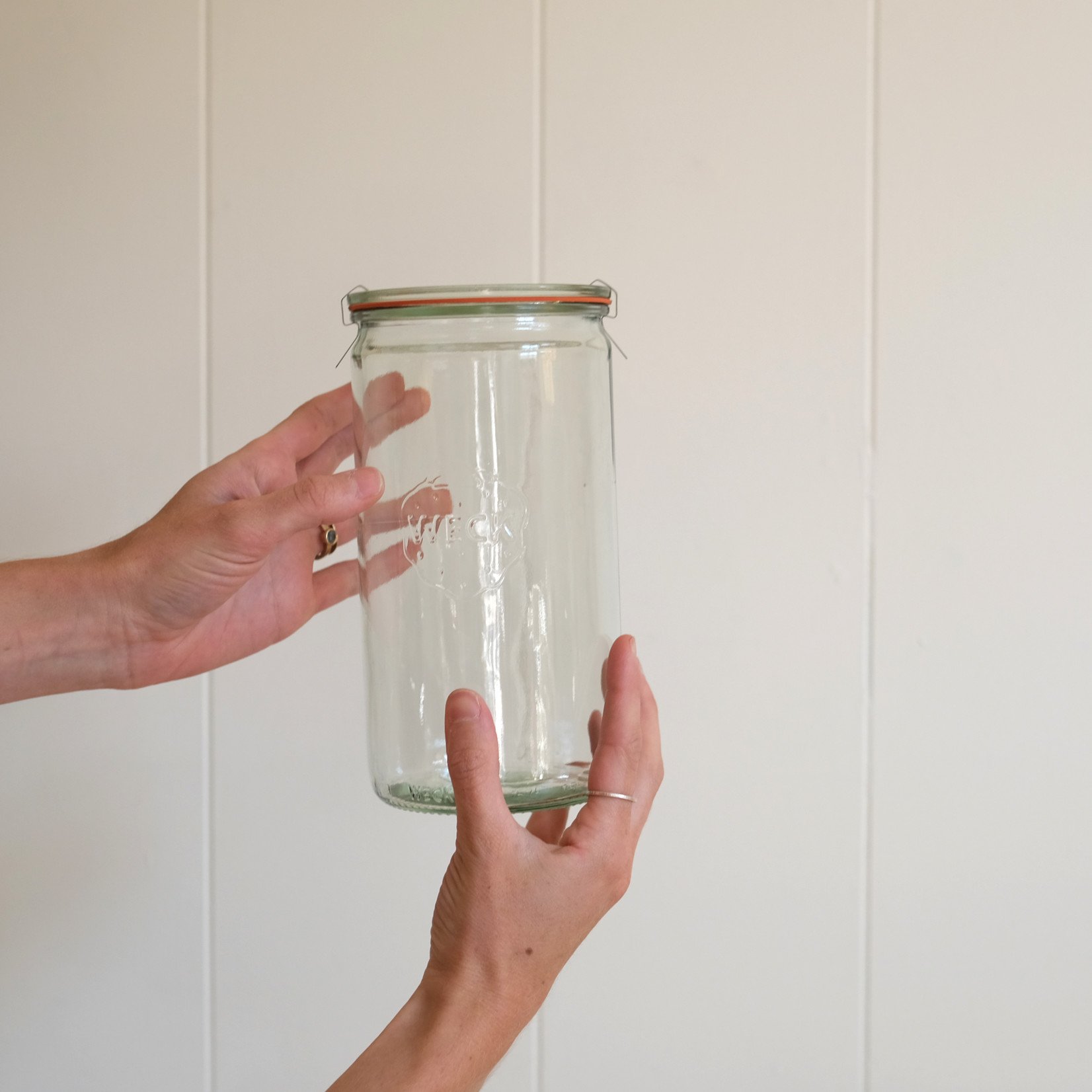 Weck 1-1/2L Cylindrical Jar