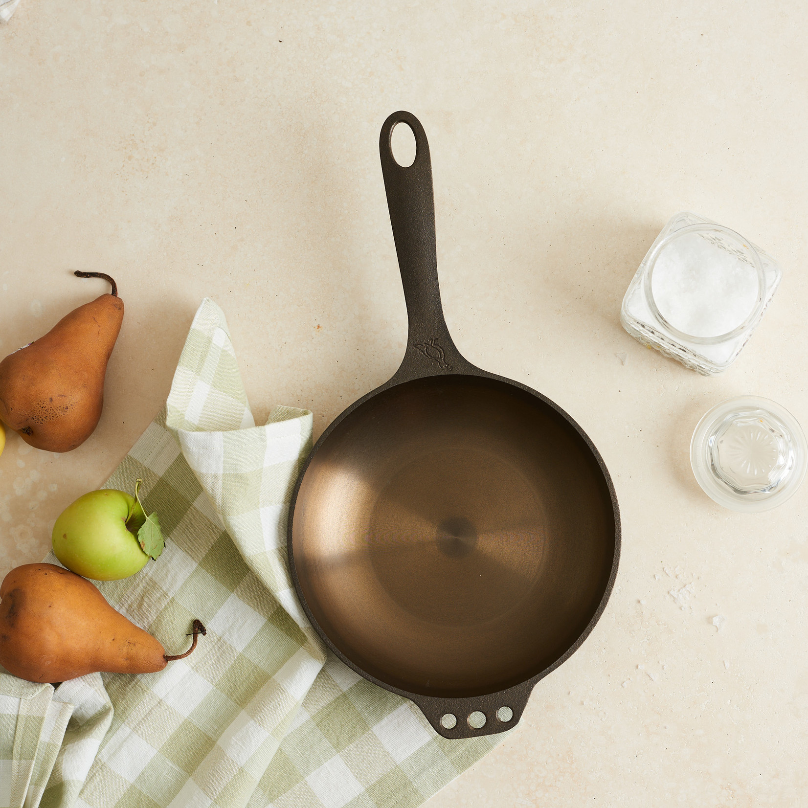 No 8 Cast Iron Chef Skillet Three Bales Home Supply