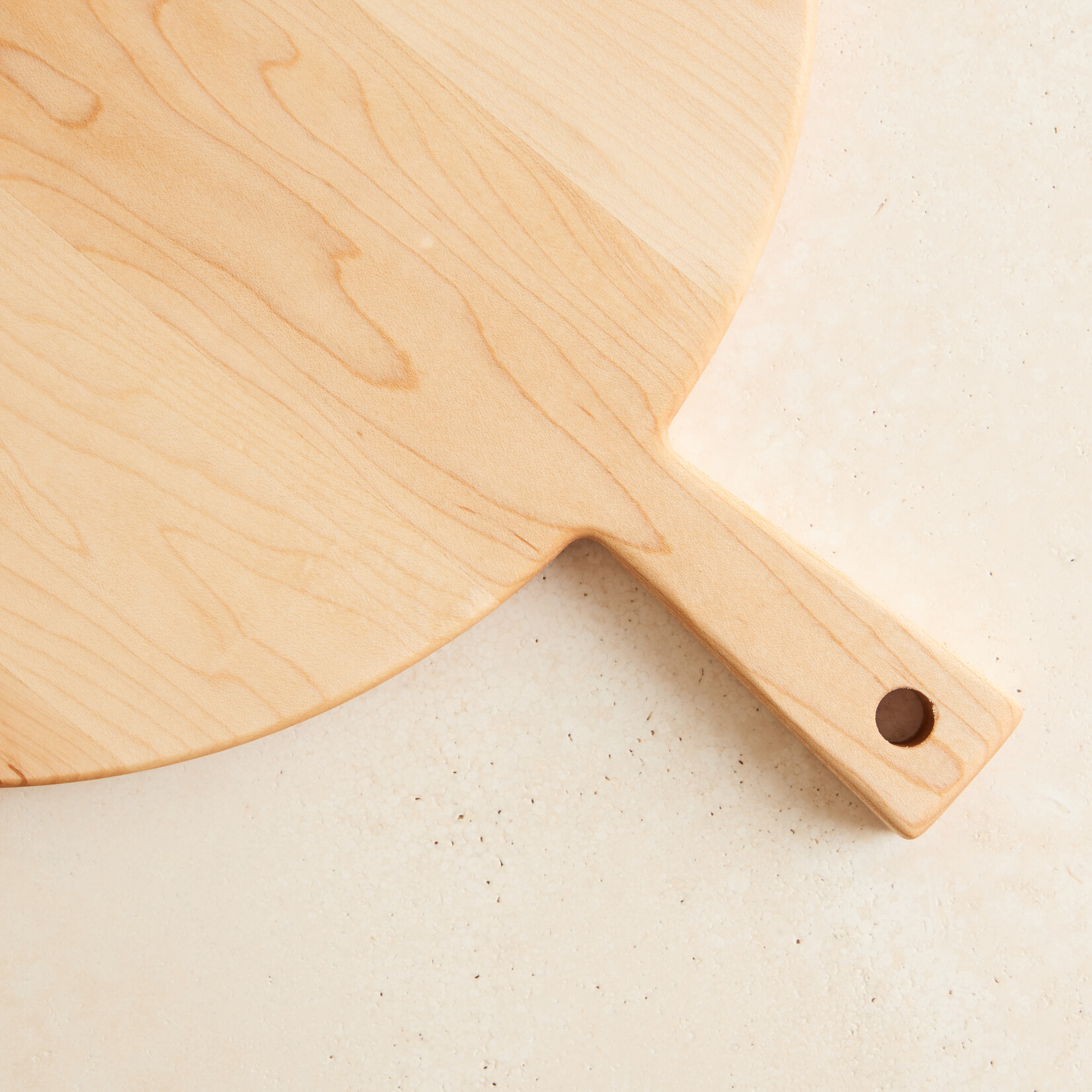 Maple Round Handled Cutting Board