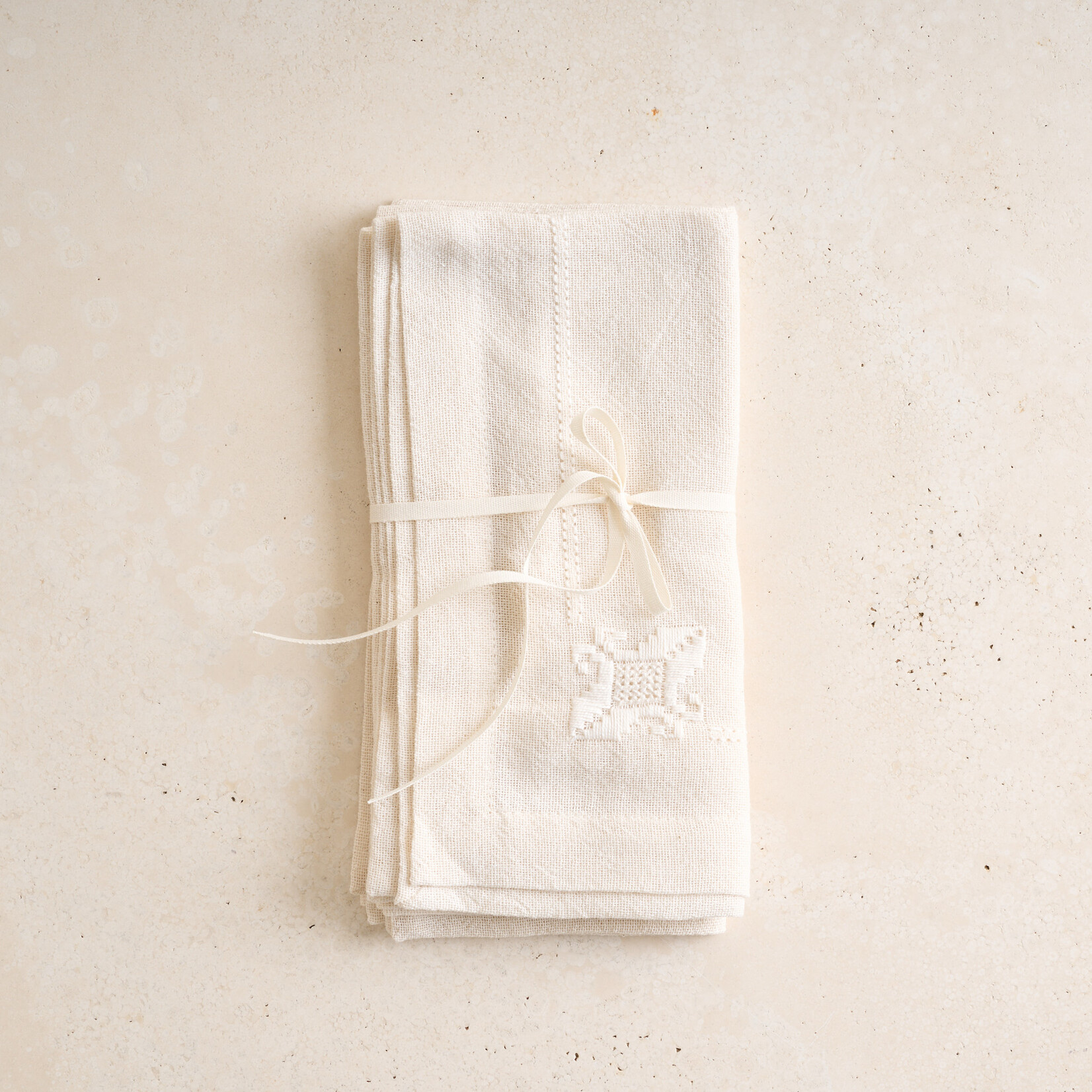 Hand-embroidered Escudo Napkins - set of 2