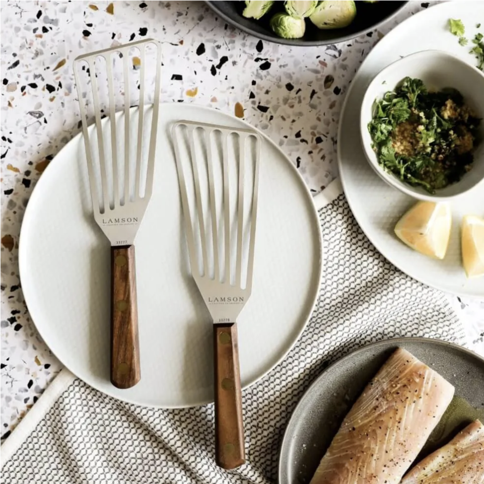 Walnut Handled Flipping Spatula