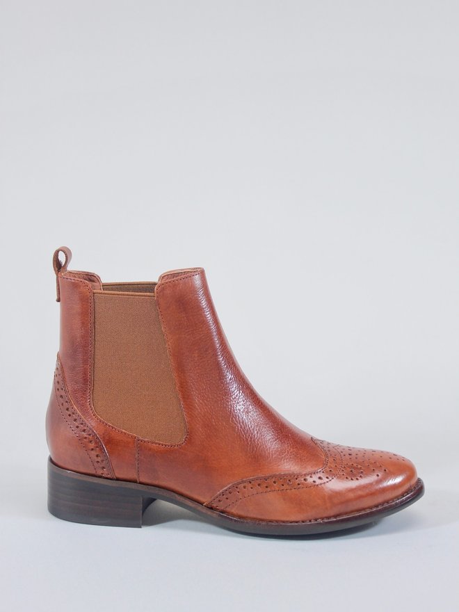 Brogue - Footloose Shoes
