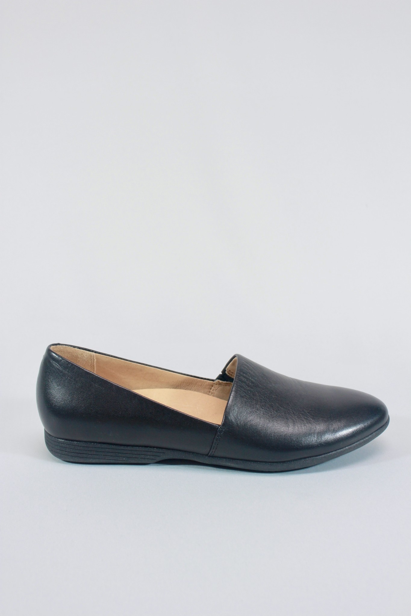 Dansko Larisa Flat Footloose Shoes