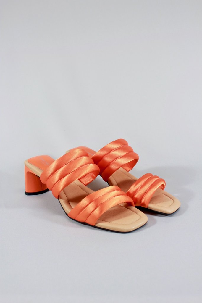 Shoe the Bear by Woden Sylvi Padded