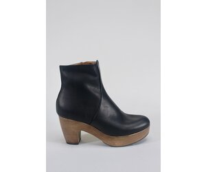 Coclico Tecla Clog Bootie Black Footloose Shoes