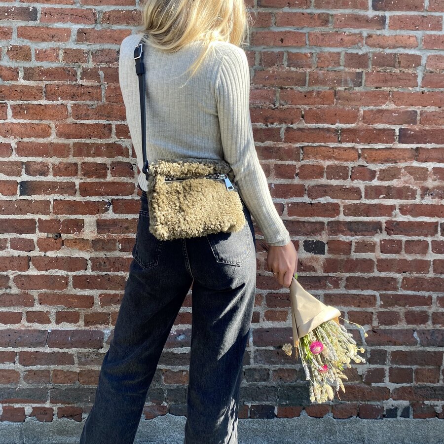 Footloose Shoes Footwear & Accessories Victoria, BC Footloose Shoes